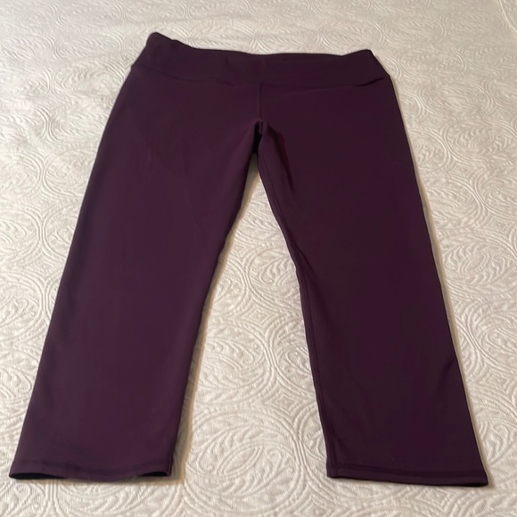 Fabletics capri running leggings - Picture 1 of 7